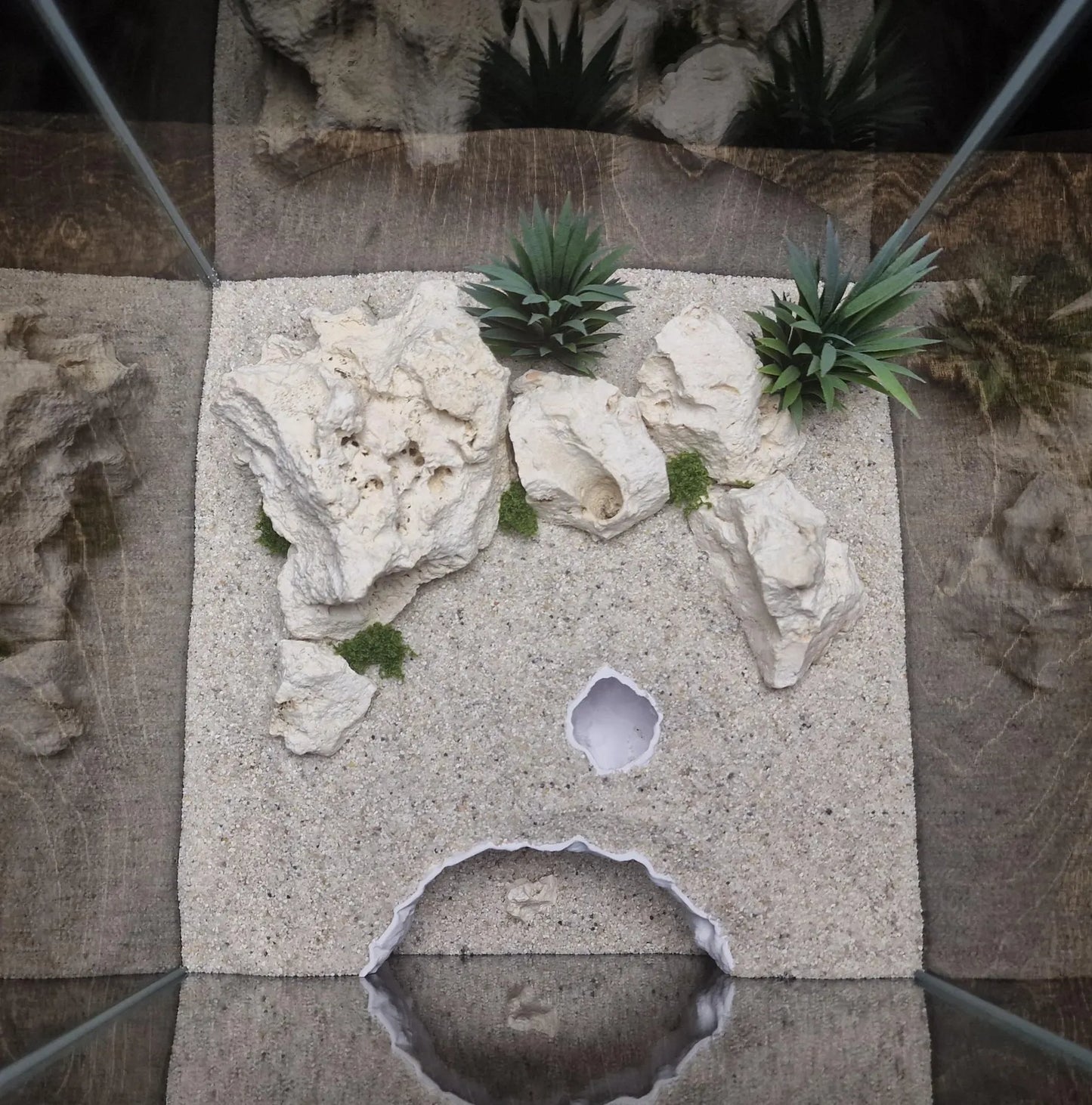 Naturalistic Aquarium Ravine Den | Multi-Level Terrarium Rock Hideaway